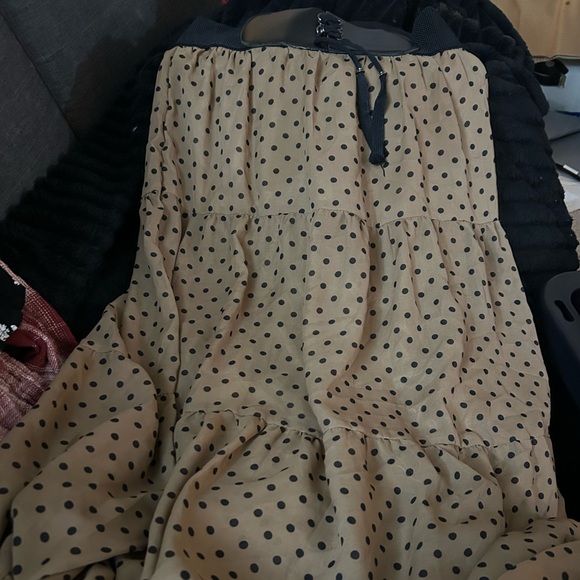 Robert Louis Black Polka Dot Tan A-Line Skirt - Picture 1 of 3